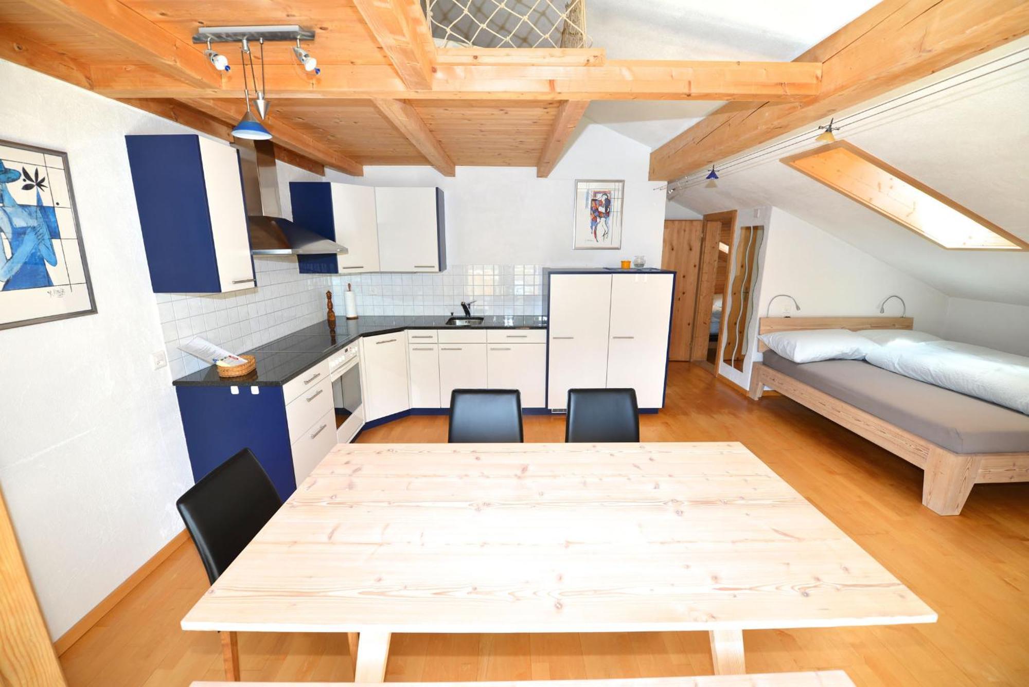 Appartement Stilvolle Dachwohnung Fuer 4 Im Thermenort
