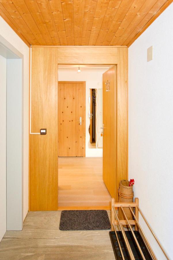 Stilvolle Dachwohnung Fuer 4 Im Thermenort Vals