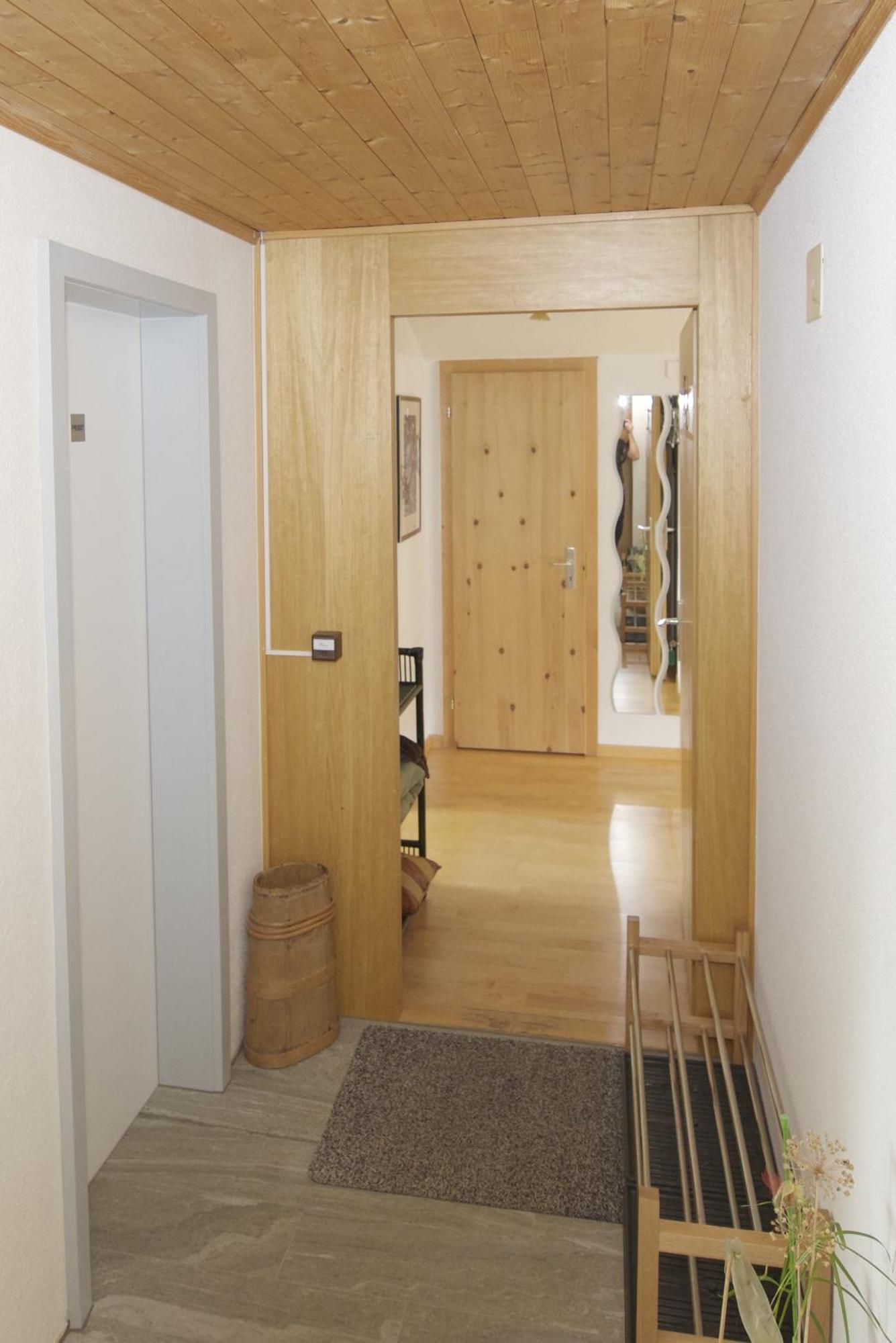 Stilvolle Dachwohnung Fuer 4 Im Thermenort *