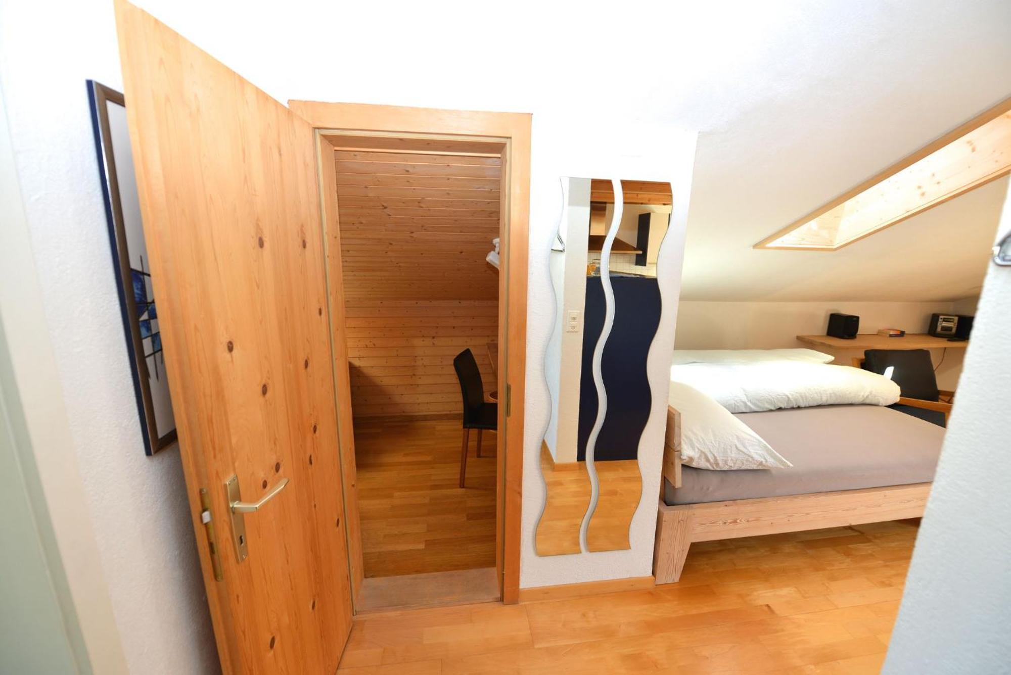 Apartamento Stilvolle Dachwohnung Fuer 4 Im Thermenort Vals