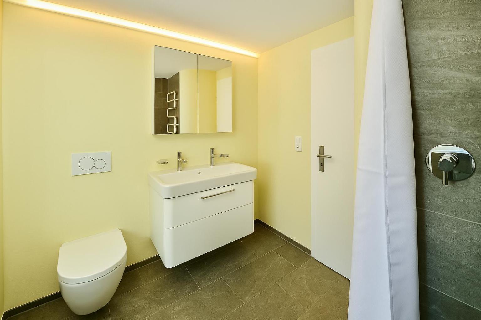 Apartamento Stilvolle Dachwohnung Fuer 4 Im Thermenort Vals